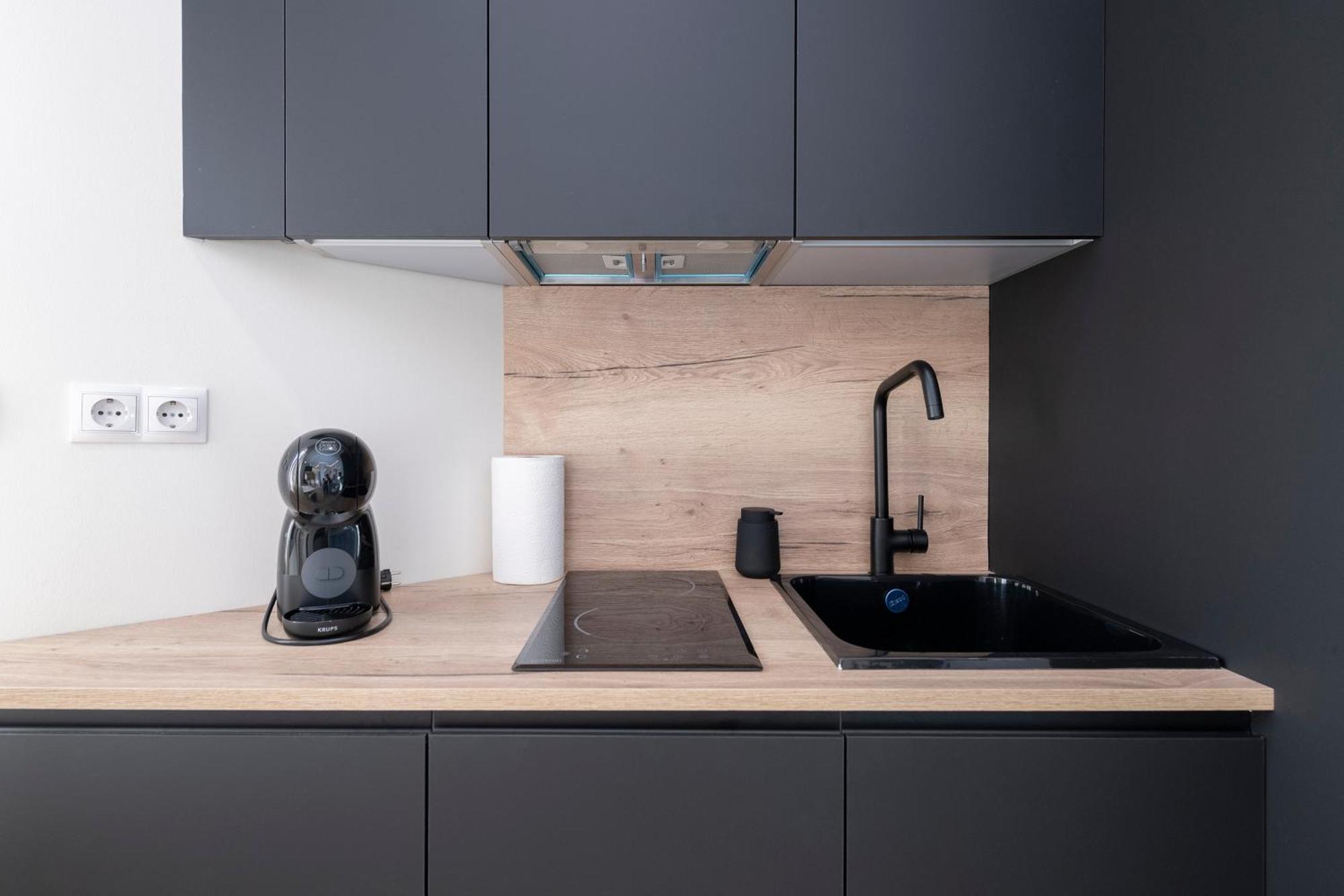 Malaga Boutique V.V Luxury Jacuzzy Apartment Luaran gambar